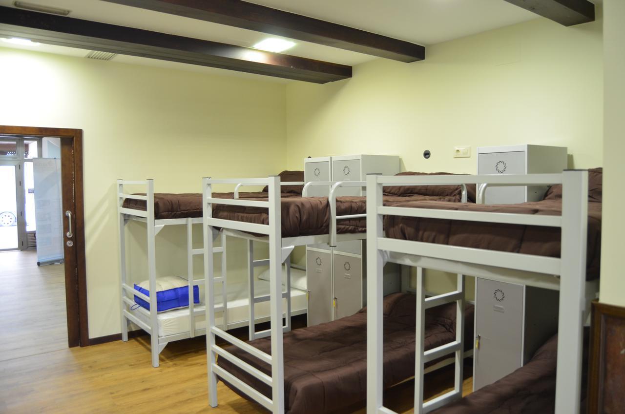 Albergue Del Peregrino อาร์ซูอา ภายนอก รูปภาพ